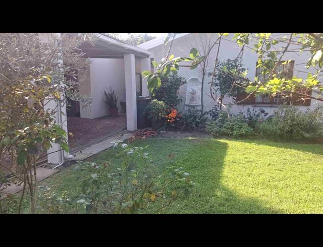 3 BEDROOM HOUSE FOR SALE IN HOOG EN DROOG